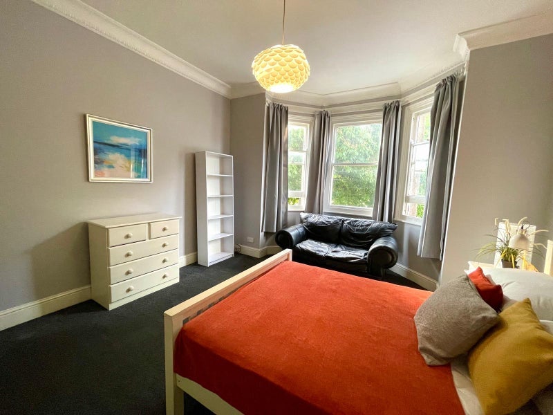 Room Smith Street in Dudley