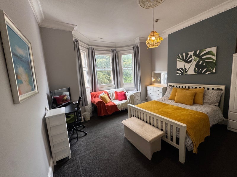 Room Smith Street in Dudley