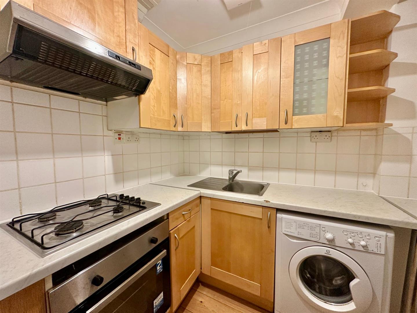 Flat Lewisham Road in Greater London