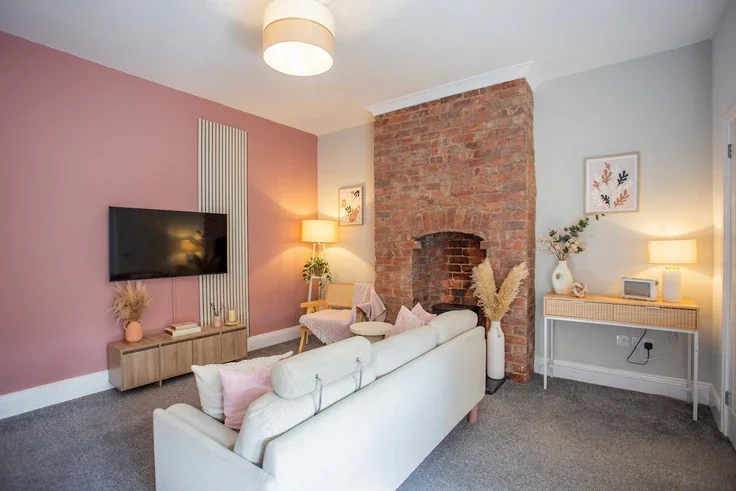Flat Balmoral Gardens in North Tyneside