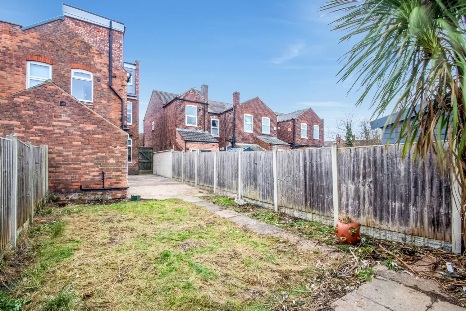 Room Hemlock Avenue in Nottingham