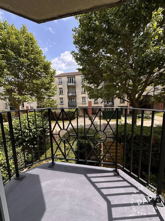 Flat Allée du Professeur Dubos in Saint-Brice-sous-Forêt