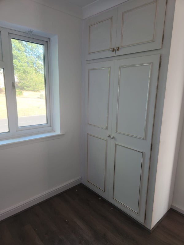 Room Rowood Drive in Metropolitan Borough of Solihull
