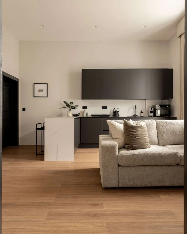 Flat Sauchiehall Lane in Glasgow