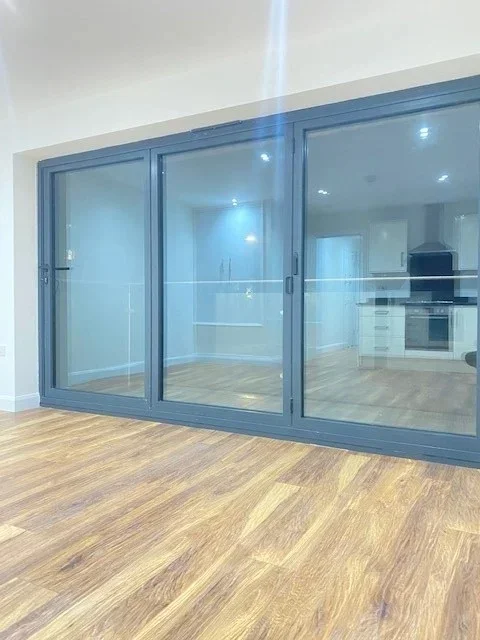 Flat Canberra Road in Greater London