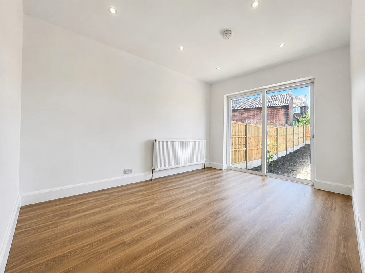 House Deeds Grove in High Wycombe