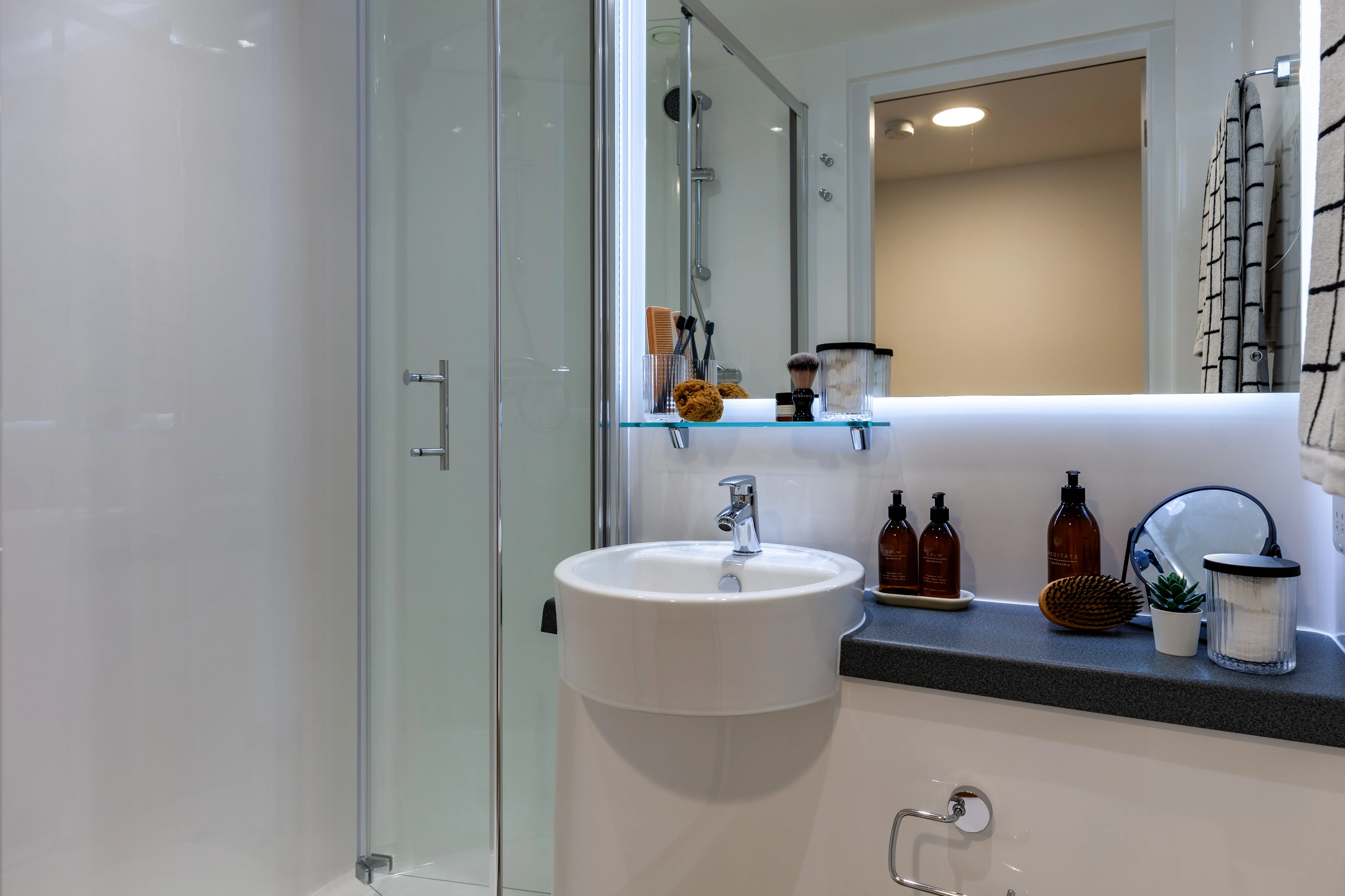 Room Weekday Cross in Nottingham