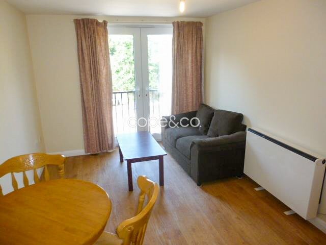 Flat Highwayman Court in Kingswood