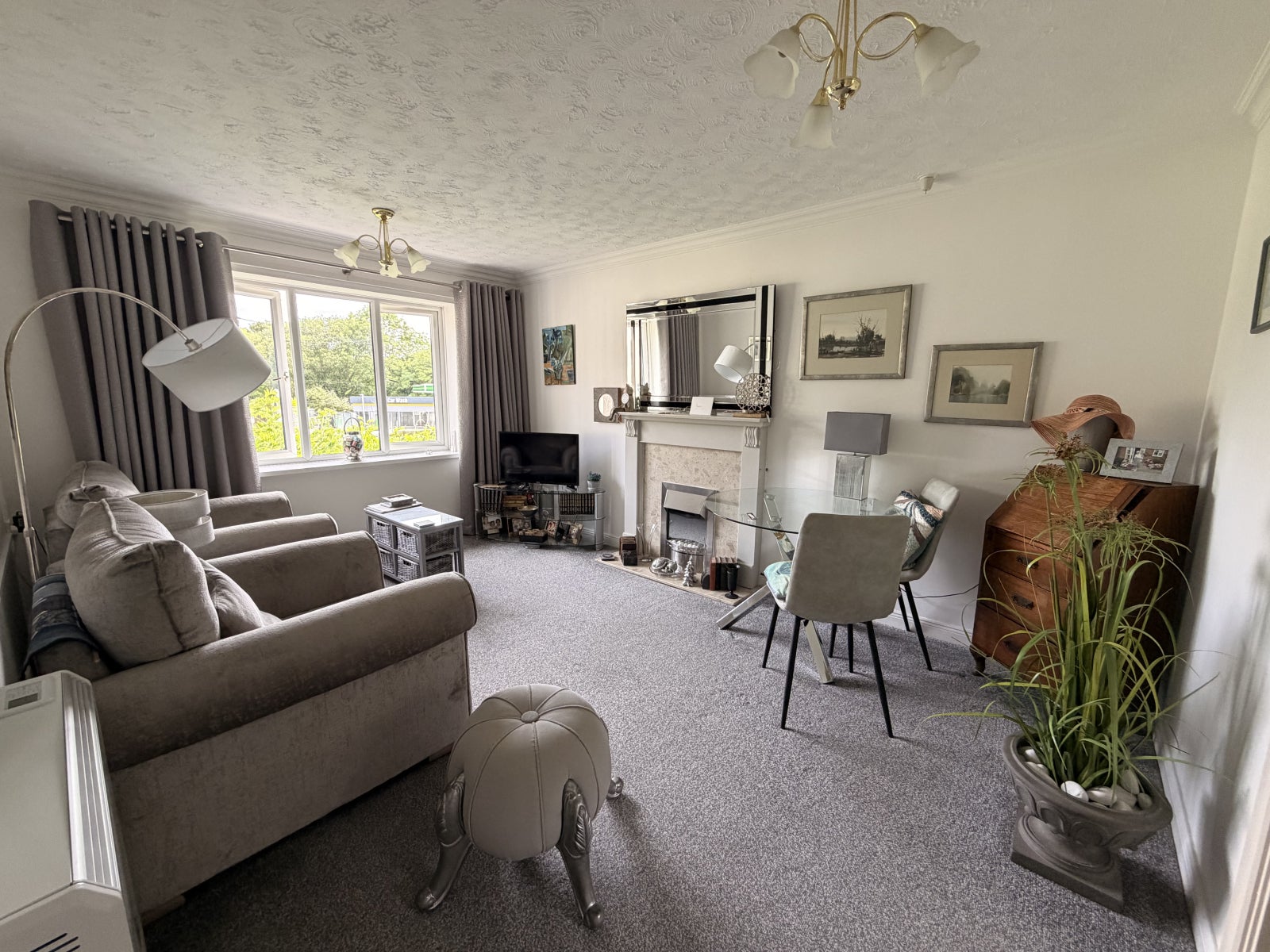 Flat Olton Mere in Metropolitan Borough of Solihull