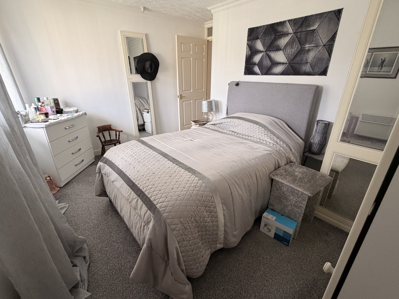 Flat Olton Mere in Metropolitan Borough of Solihull