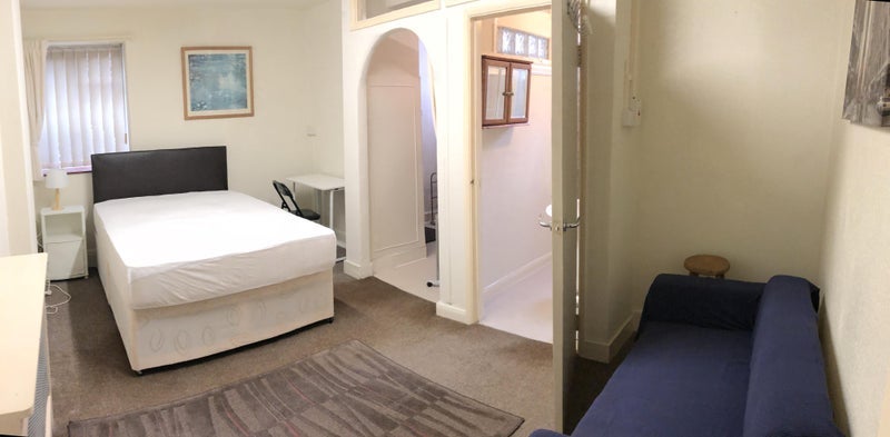 Room Osborne Road in Windsor