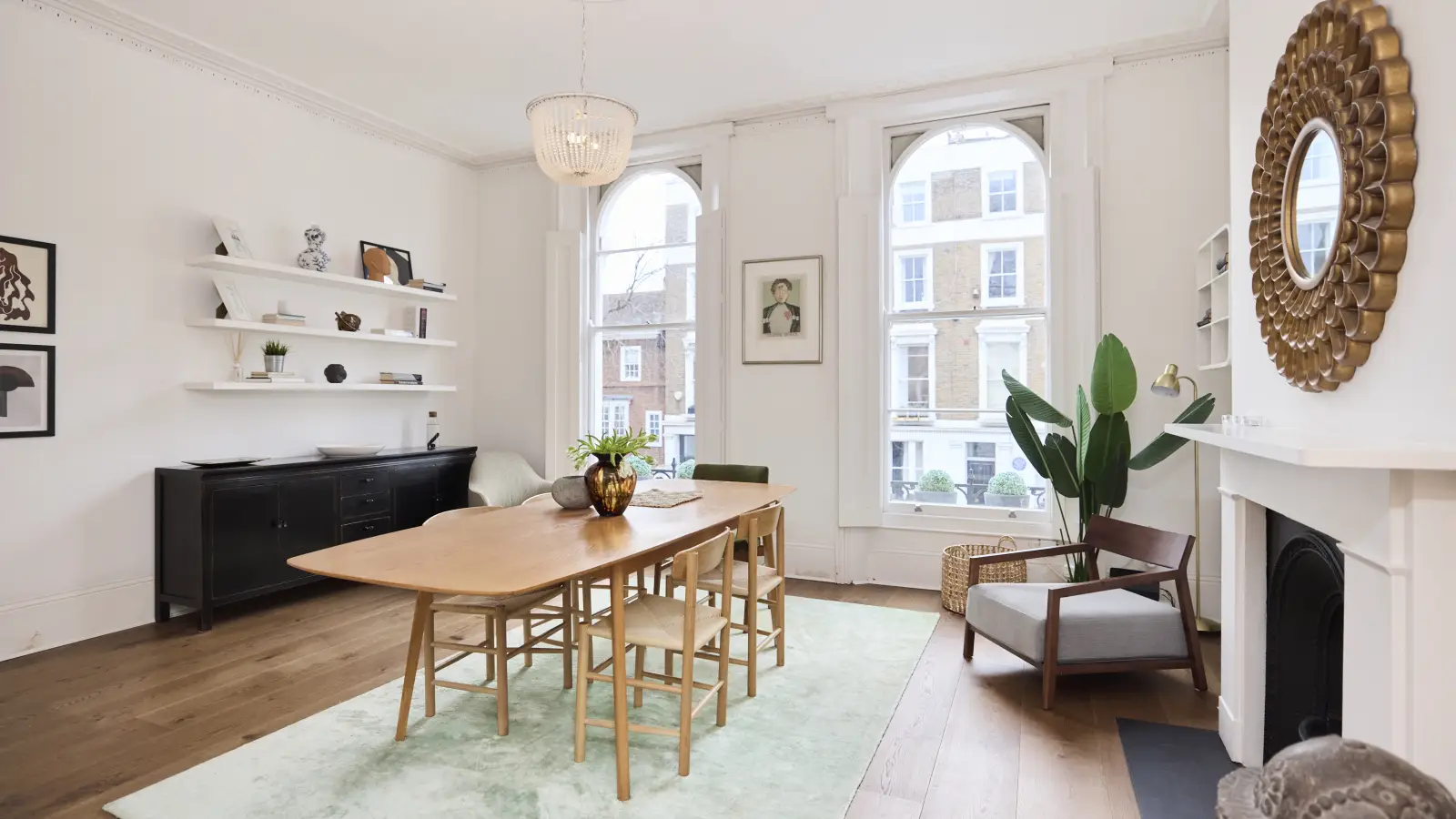Flat Lower Addison Gardens in Greater London