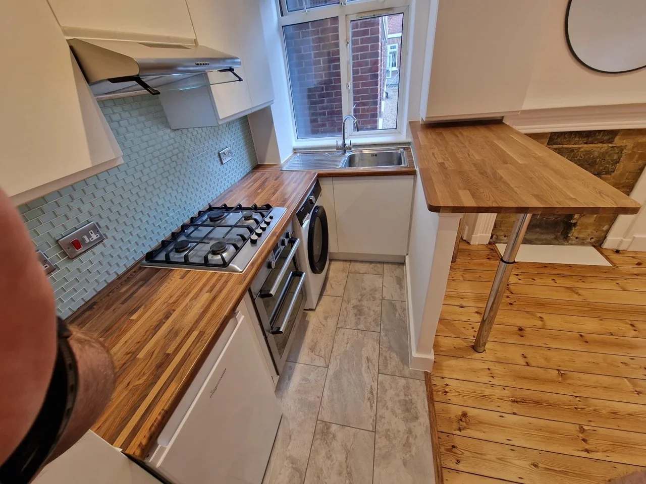 Flat Sudbourne Road in Greater London