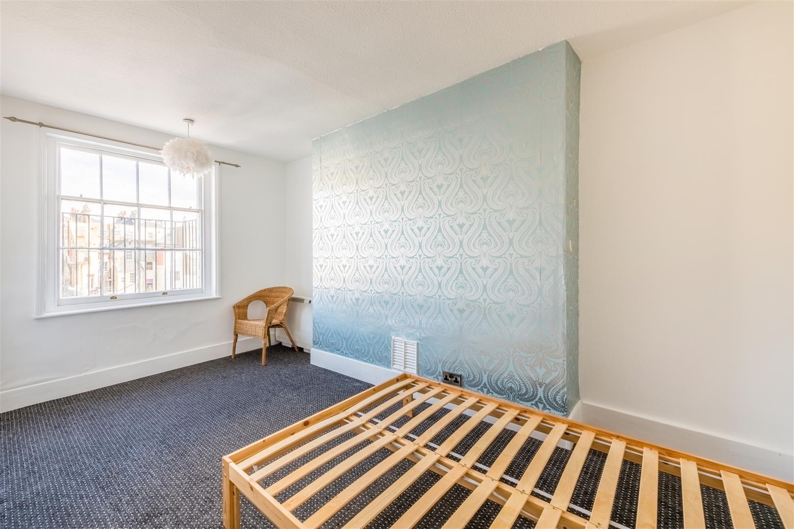 Flat Lansdowne Place in Hove