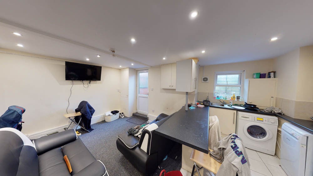 Flat Lumley Road in Leeds