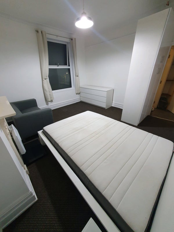Room Park Street in Leeds