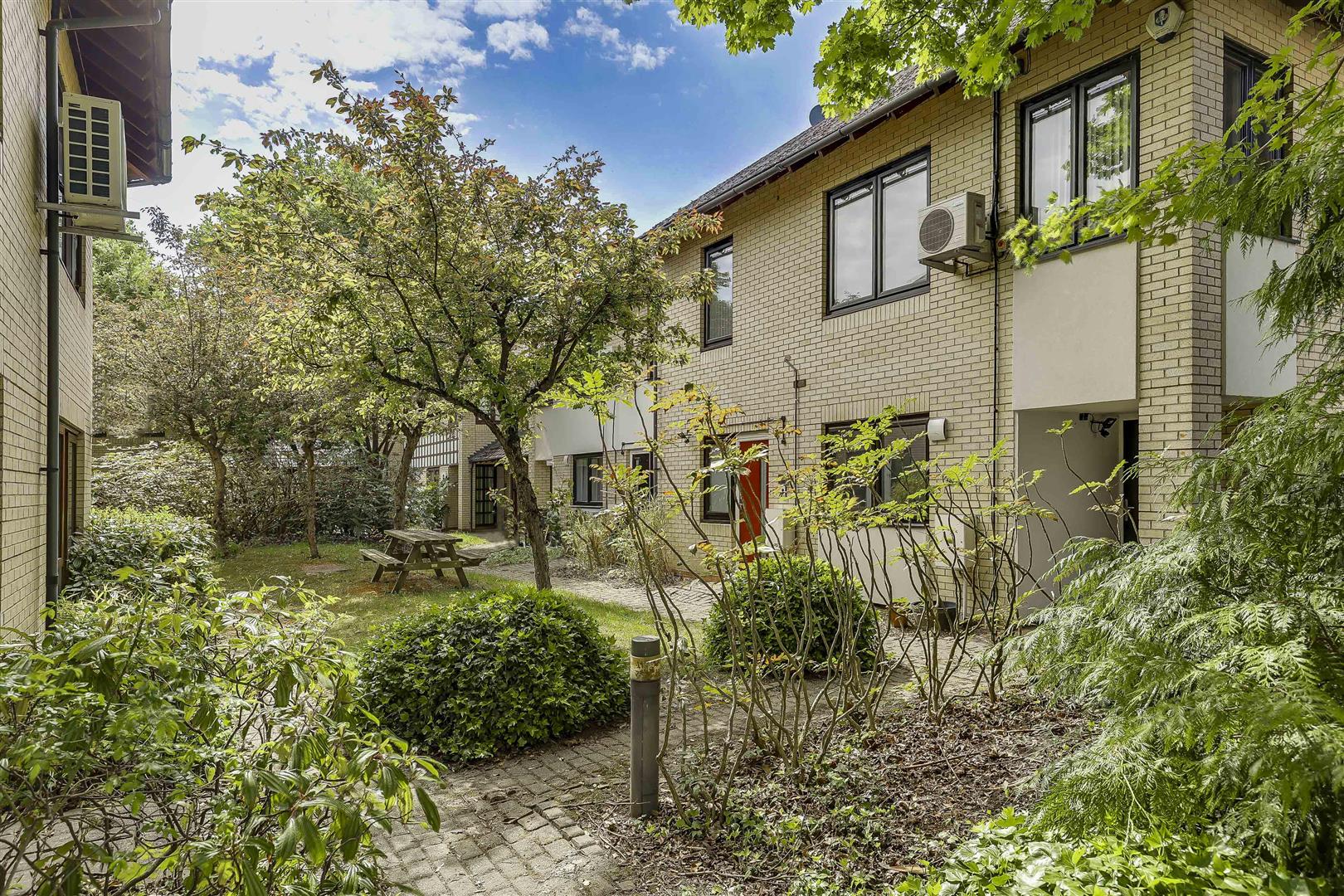Flat London Road in Uttlesford