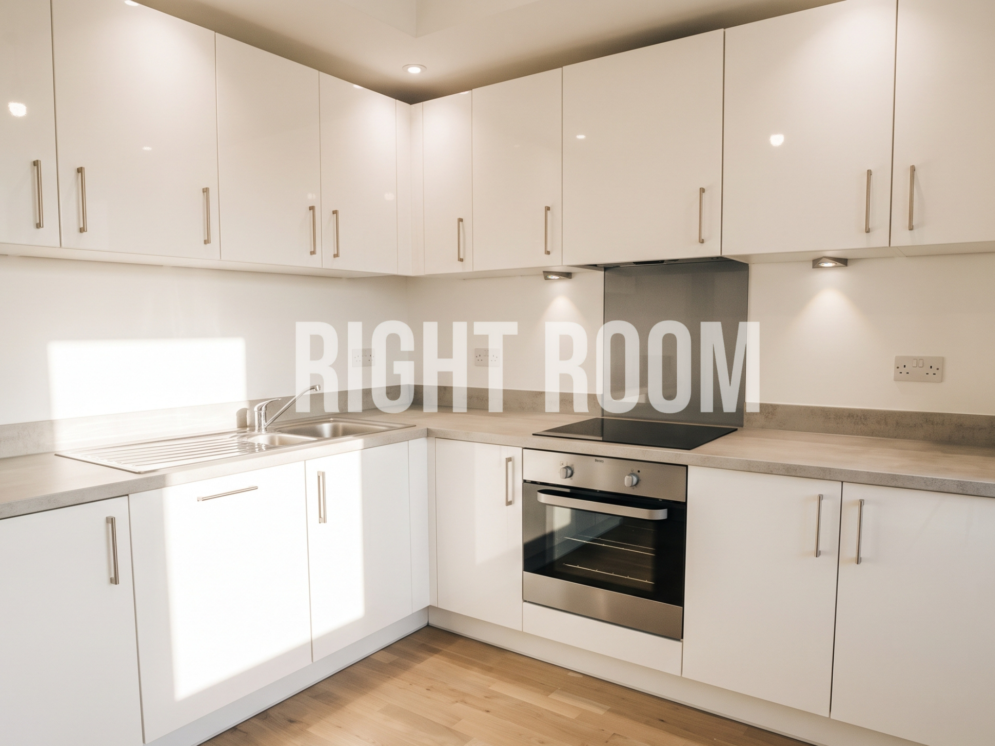 Flat Healum Avenue in Greater London