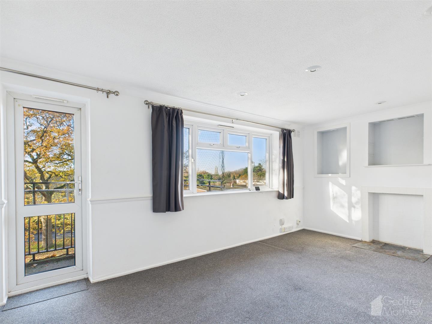 Flat Mawbray Road in Harlow