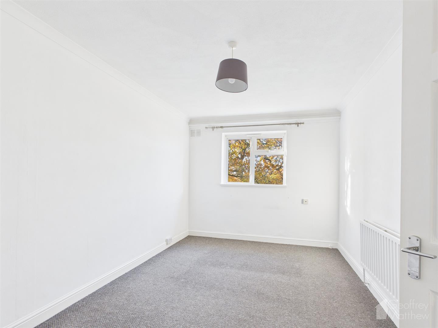 Flat Mawbray Road in Harlow