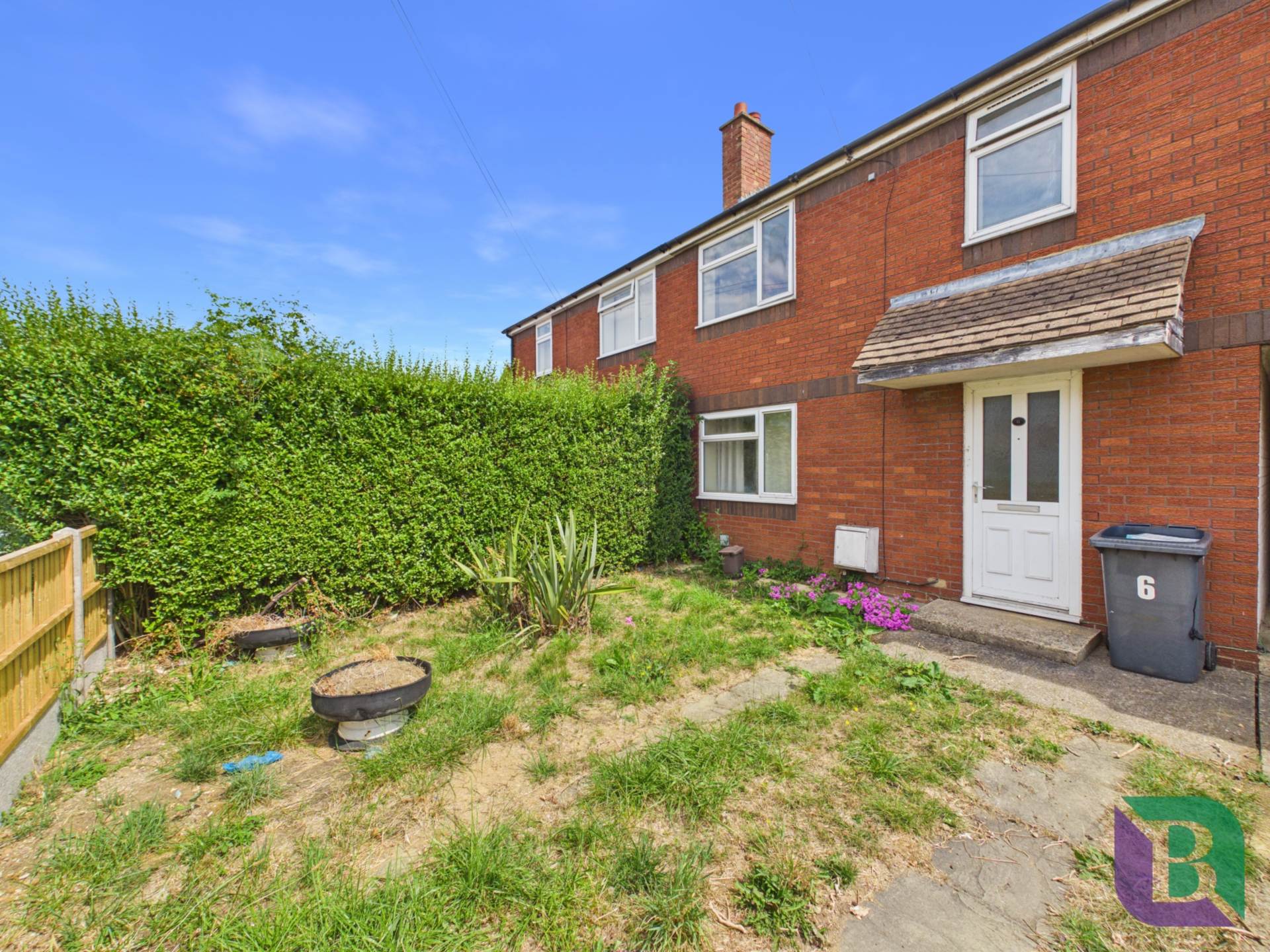 House Millards Close in Cranfield