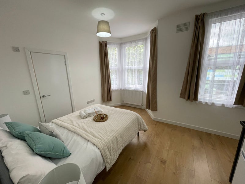 Room Lechmere Road in Greater London