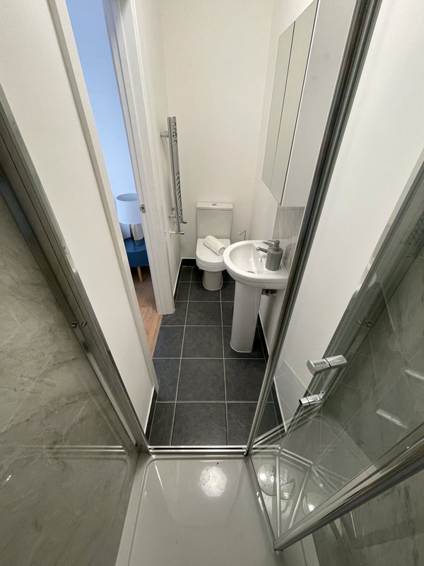 Room Lechmere Road in Greater London