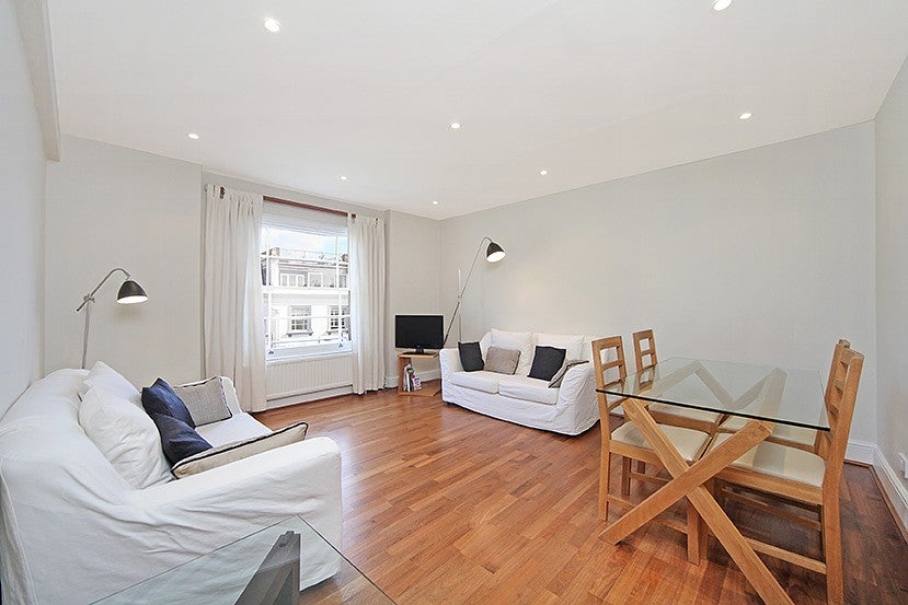 Flat Pembridge Villas in Greater London