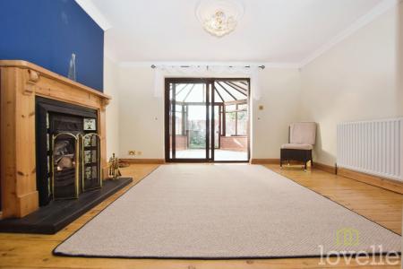 Flat Anderson Way in West Lindsey