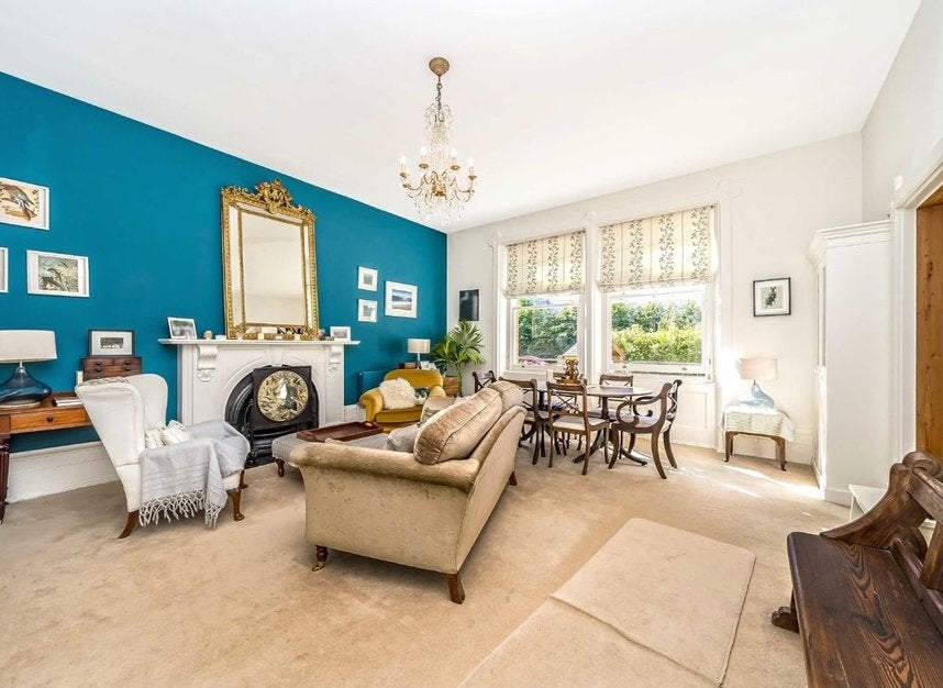 Flat Carleton Road in Greater London