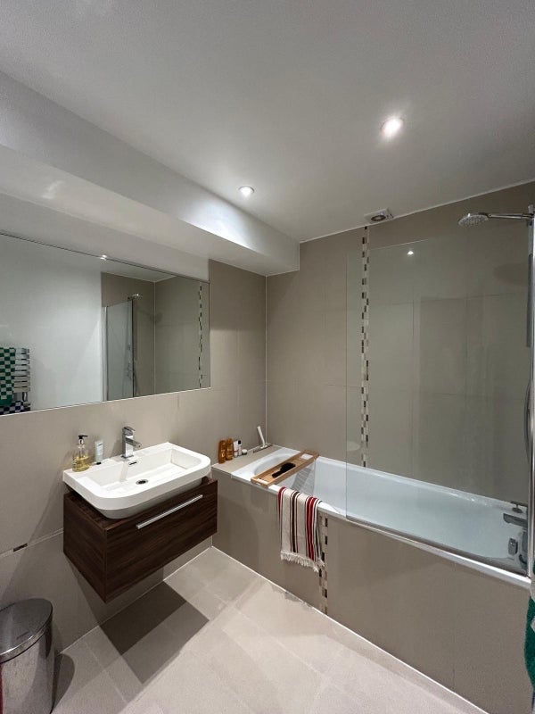 Room Welsford Street in Greater London
