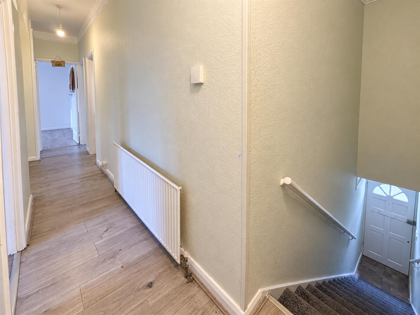 Flat Watling Avenue in Greater London