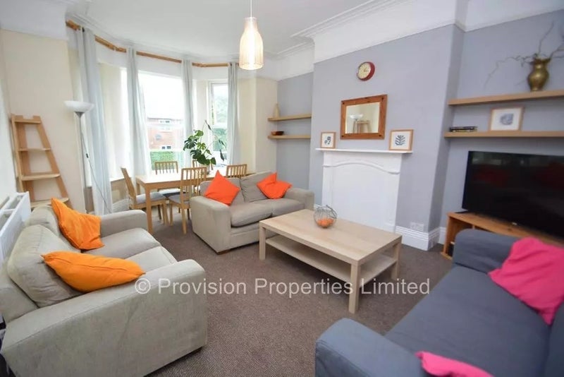 Room Delph Lane in Leeds