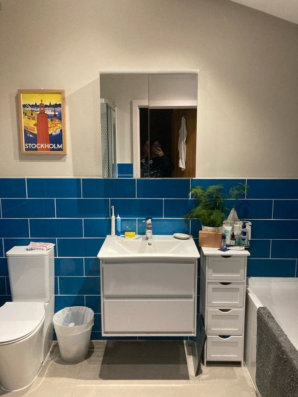 Room Tuskar Street in Greater London