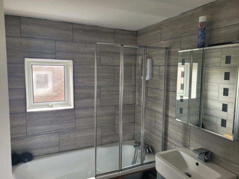 Room Leybourne Road in Rotherham