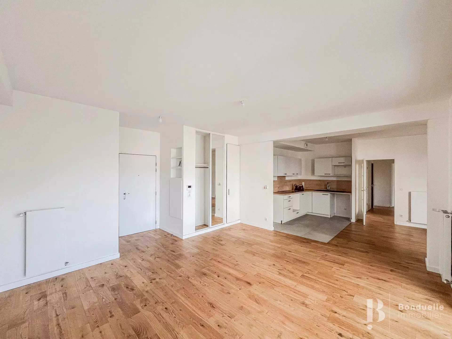 Flat Rue de la Gare in Issy-les-Moulineaux