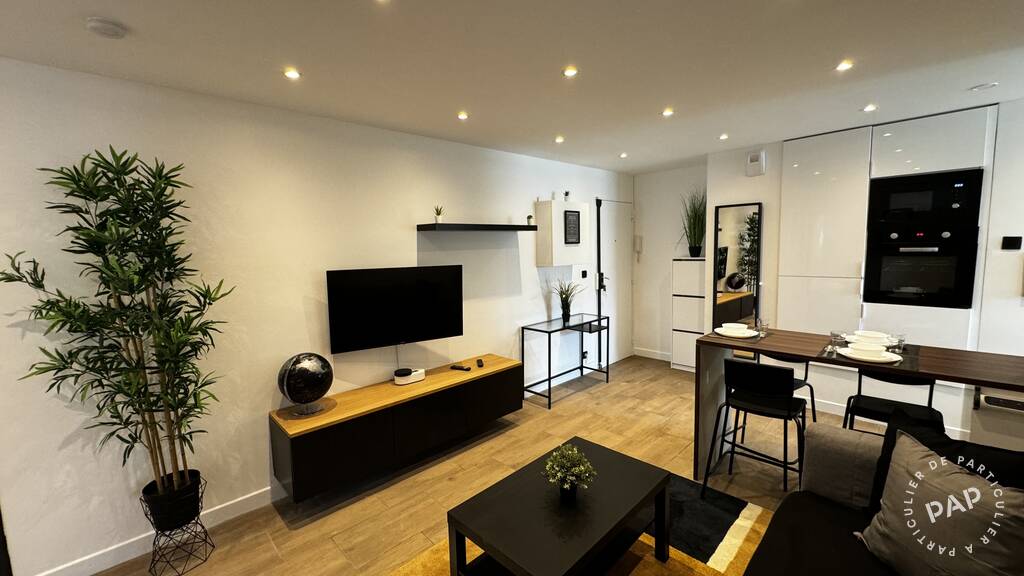 Room Rue Père André Jarlan in Évry