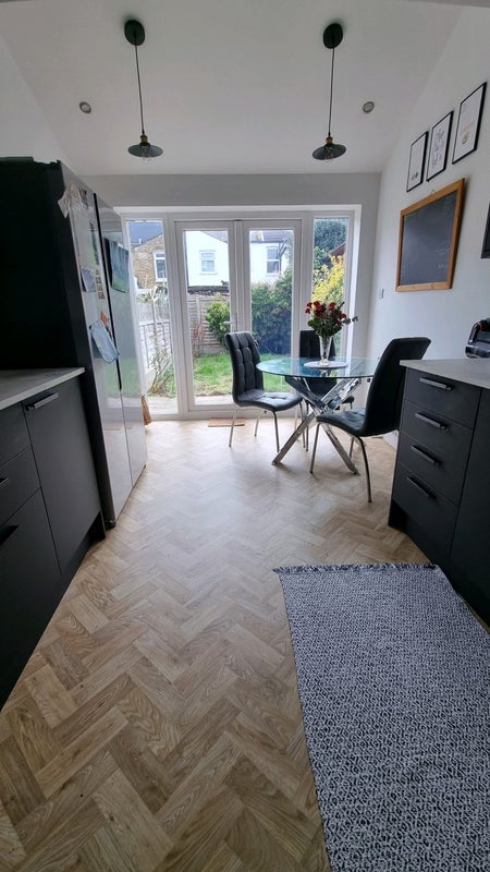 Room Morley Road in Greater London