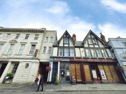 Flat Jewry Street in Winchester