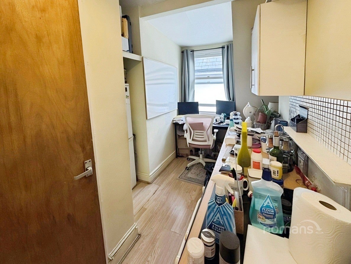 Flat Jewry Street in Winchester