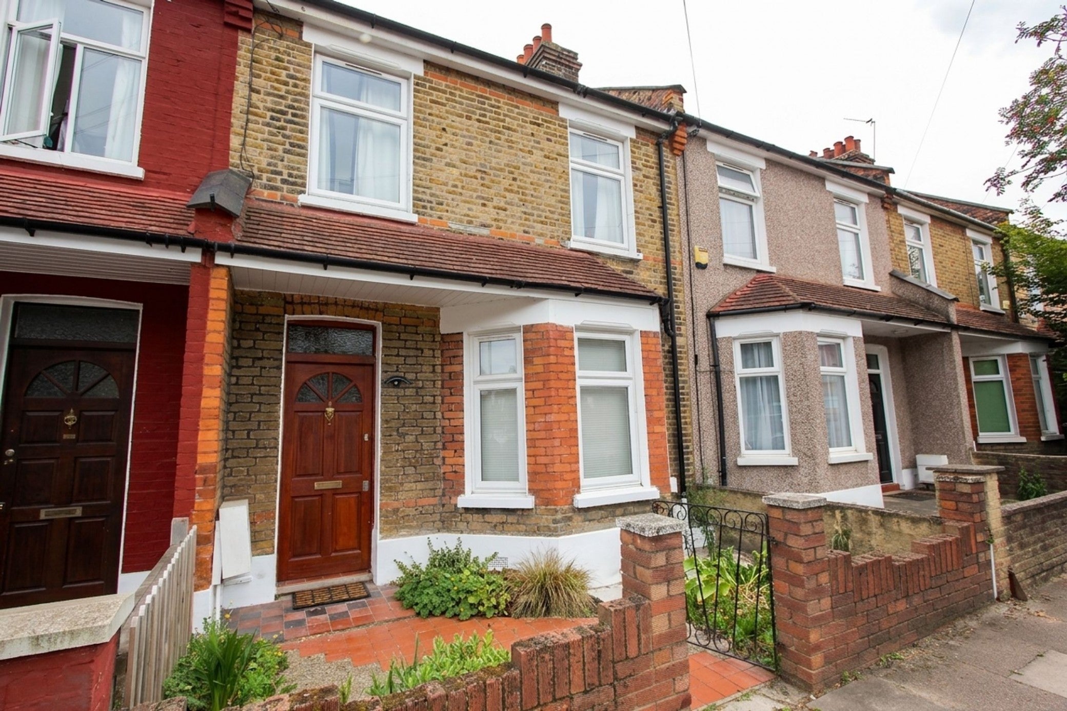 House Paisley Road in Greater London