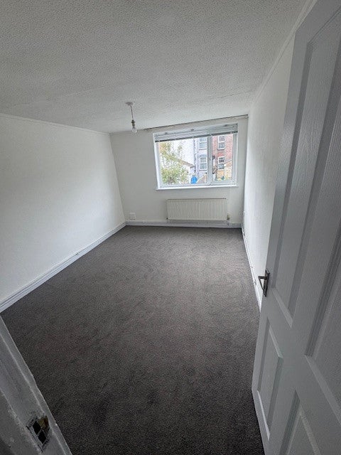 Flat Tracey Court in London