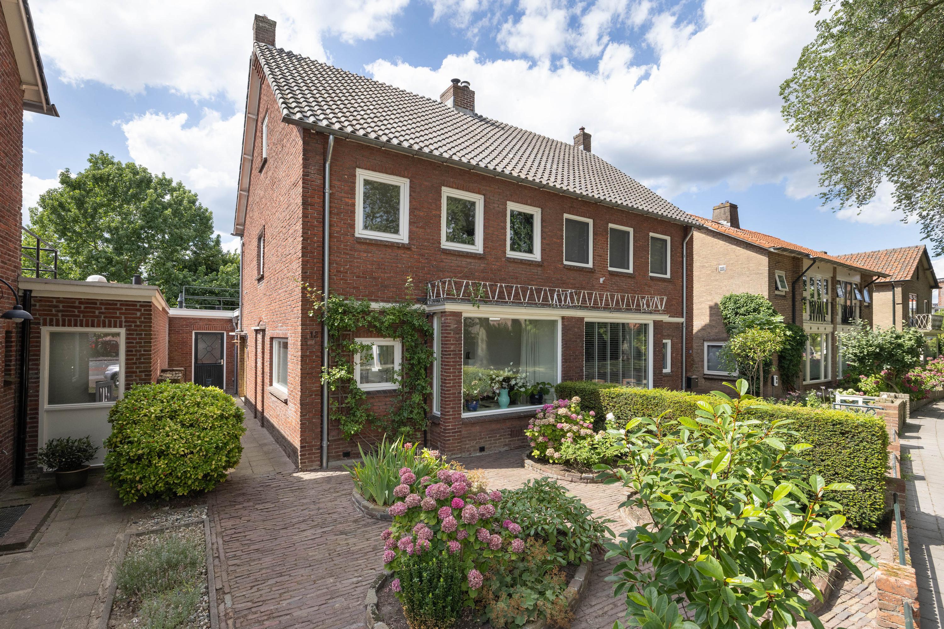 Huis 't Onland 12 in Hengelo