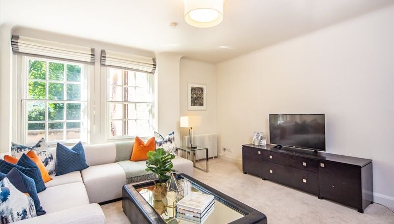 Flat Fulham Road in Greater London