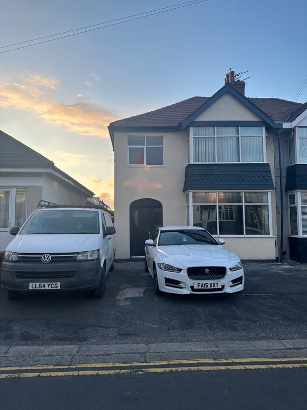 House Slinger Road in Borough of Wyre