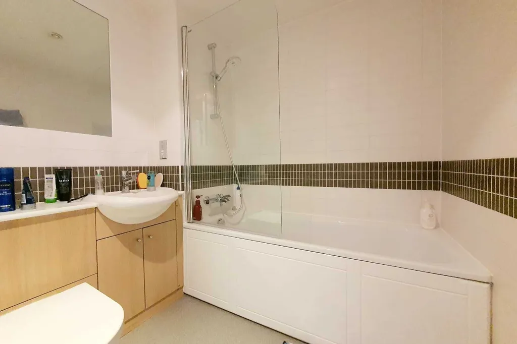 Flat Witan Gate in Milton Keynes