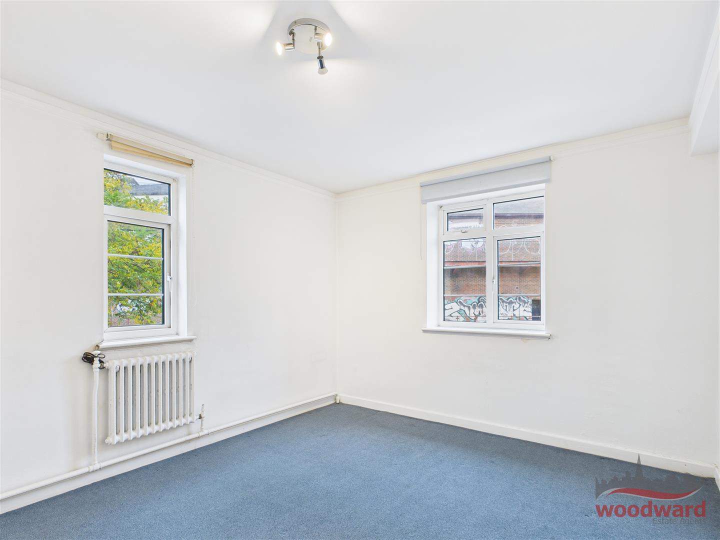 Flat Byron Road in Greater London