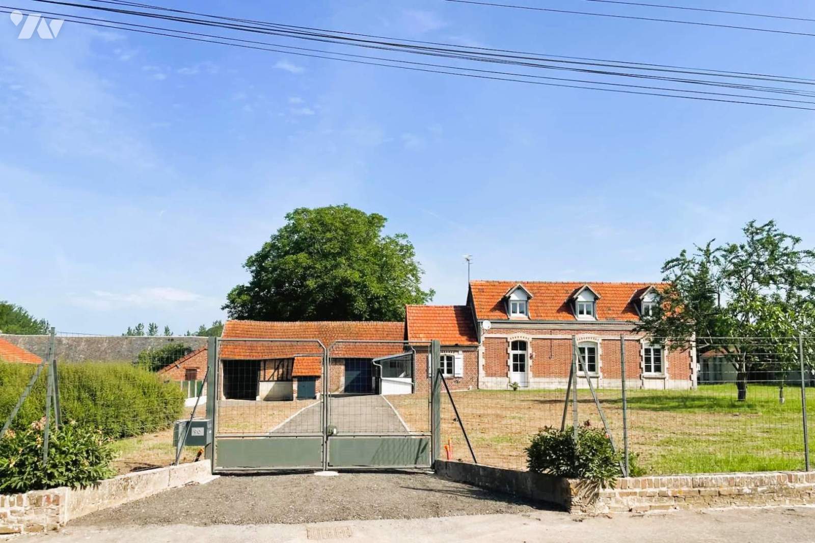 House Chemin de Salency Centre à RN 32 in Salency