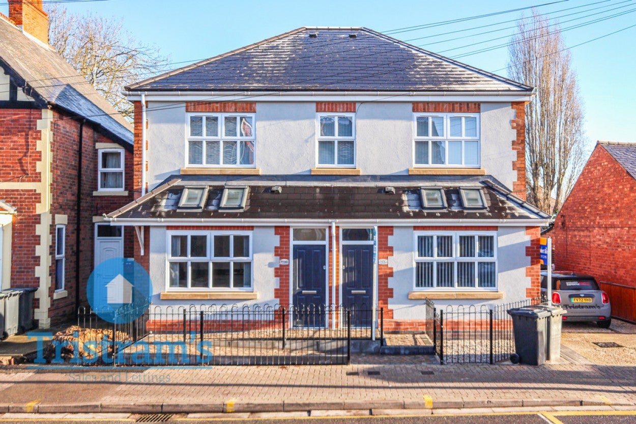 Flat Waverley Avenue in Nottingham