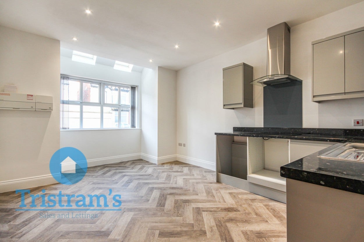 Flat Waverley Avenue in Nottingham